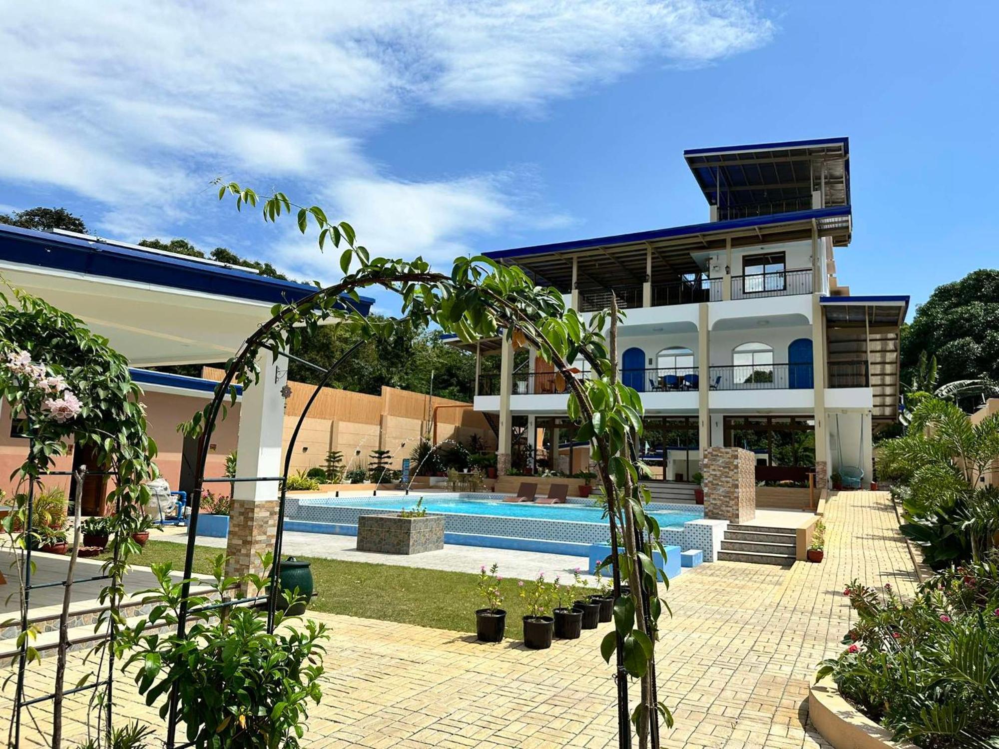 Aina Hannah Family Resort'S Greek Unit Calatagan Exteriör bild